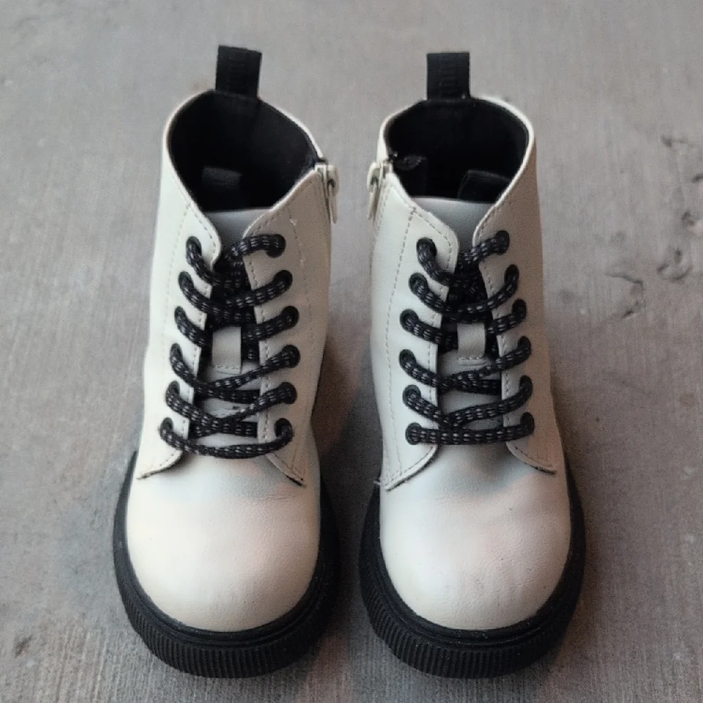 Zara Kids Chunky Lace-up Boots - Picture 1 of 6